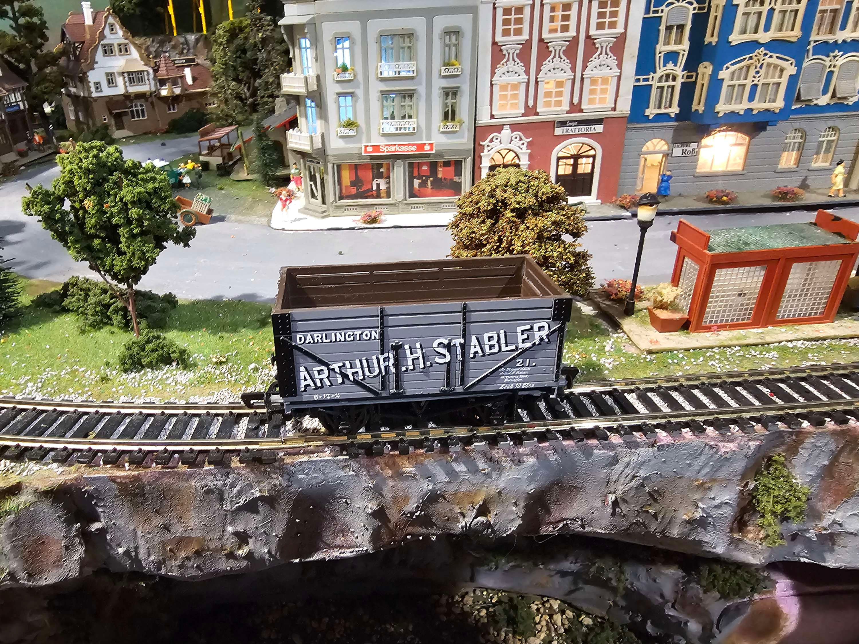 Mainline Railways British Arthur Stabler Coke Wagon 937363 OO scale DC