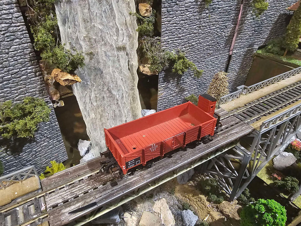 Thumbnail: Fleischmann DB Freight Car HO Scale DC