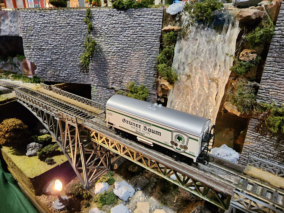 Thumbnail: Baur DB gruner Baum Freight Car 134 HO Scale DC