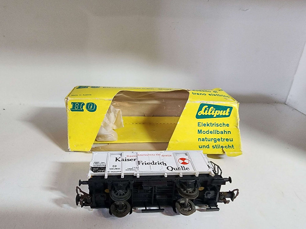 Thumbnail: Liliput DB Kaiser friedrich quelle Freight Car 218 HO Scale DC