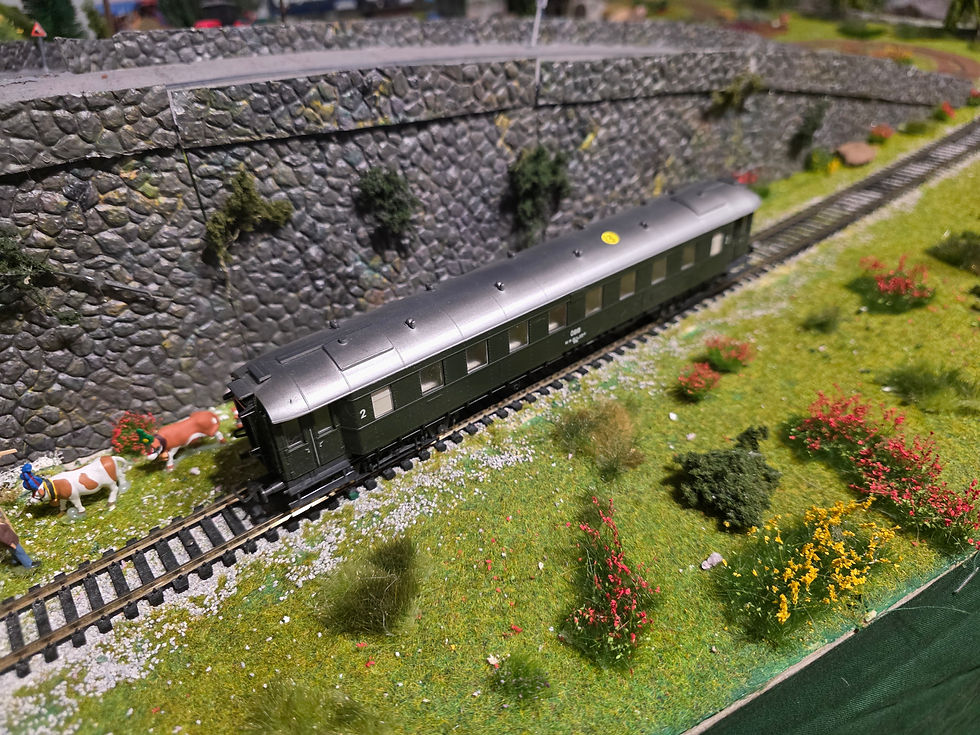 Thumbnail: Liliput OBB PASSENGER CAR 15 HO SCALE DC