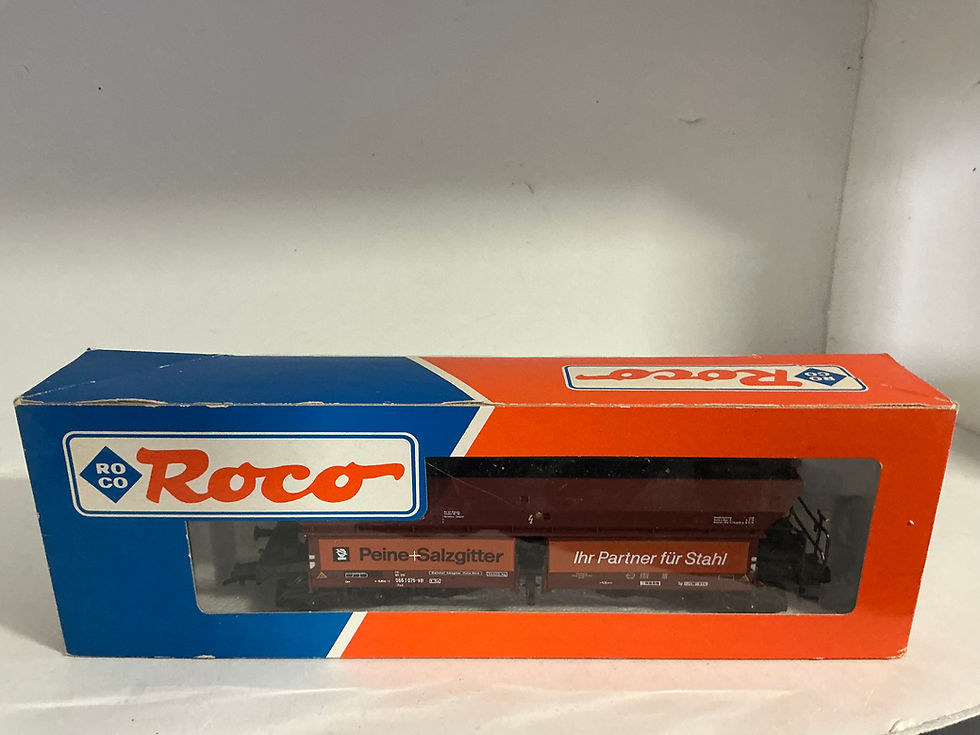 Thumbnail: Roco DB coal hopper 46250 HO scale DC