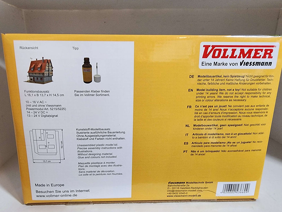 Thumbnail: Vollmer supermarket with LED lights 43660 HO scale