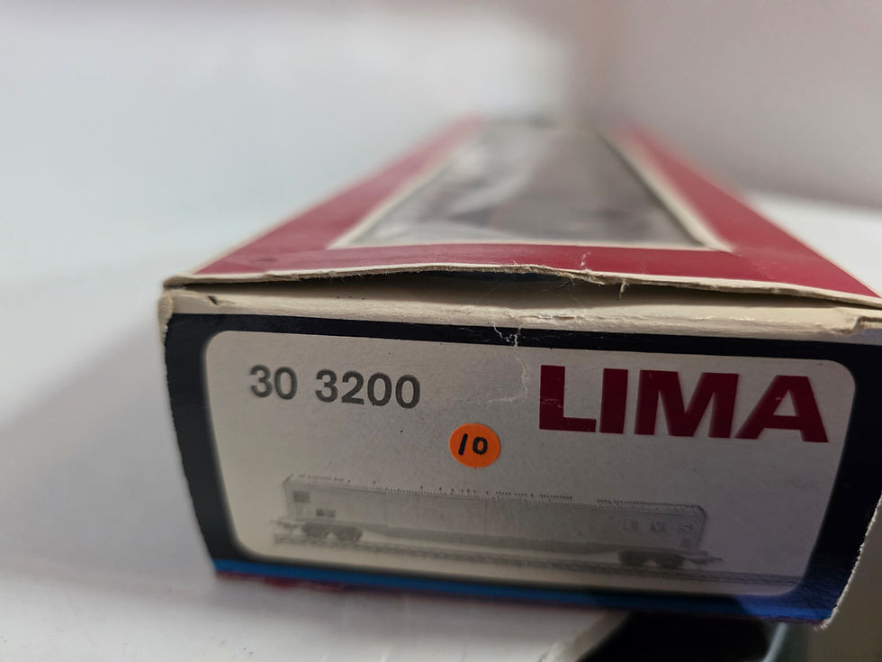 Thumbnail: Lima SNCF EVS Freight Car 303200 HO Scale DC 