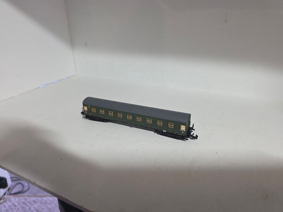 Thumbnail: Minitrix DB Passenger Car 13336 N Scale DC