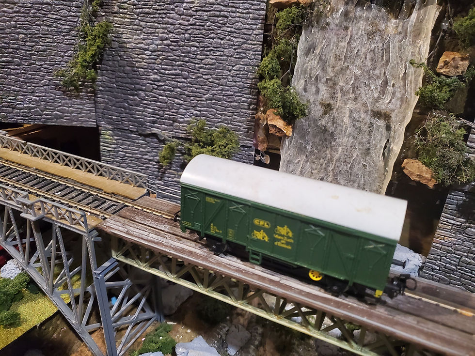 Thumbnail: Marklin CFL Freight Car 10-018 HO Scale AC