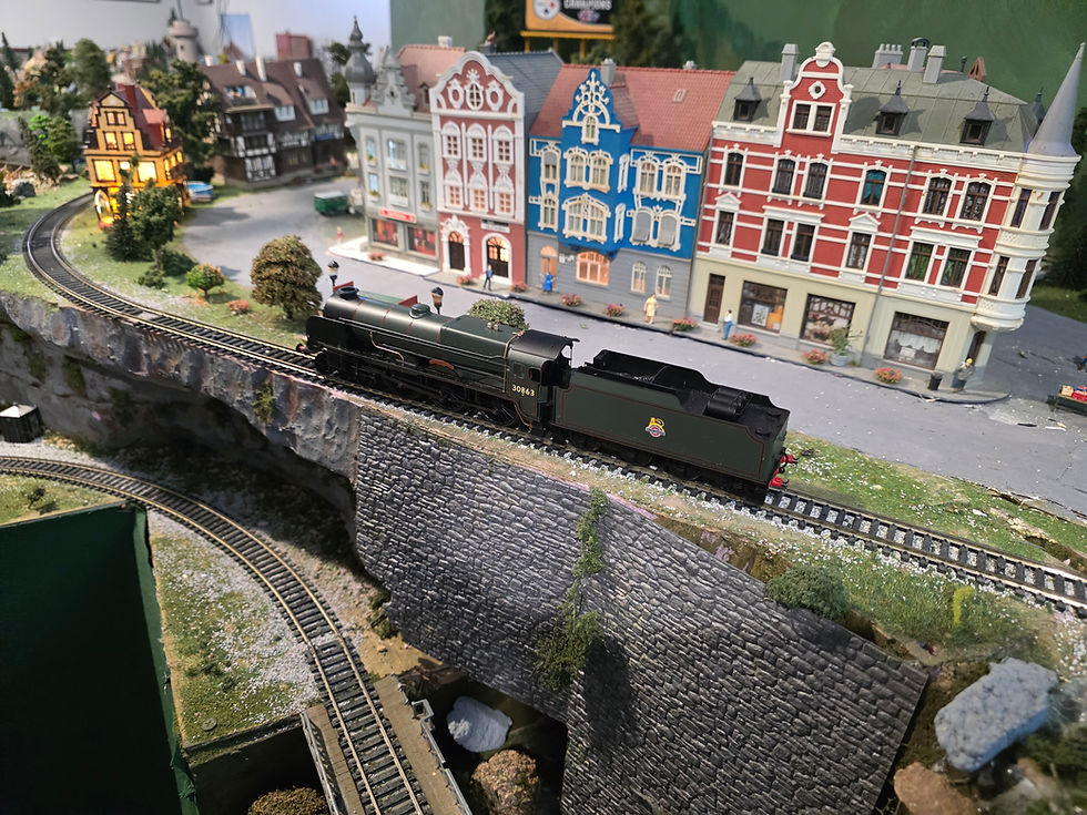 Thumbnail: Hornby BR Lord Nelson Steam Locomotive R3635 OO Scale DCC Ready