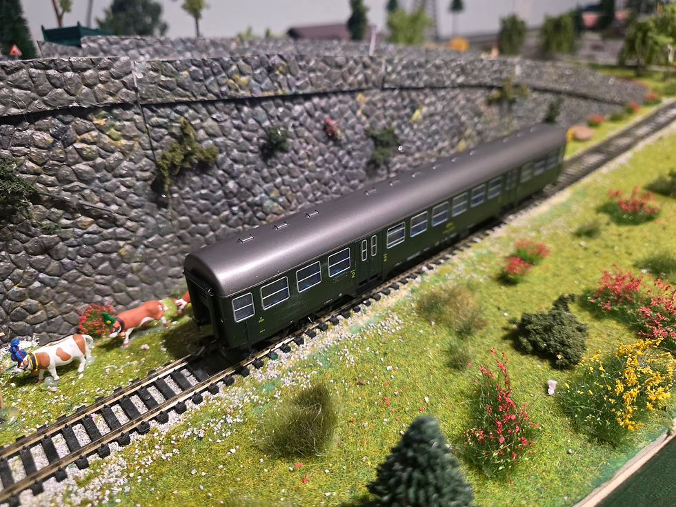 Thumbnail: Roco CFL Passenger Car 4285 HO Scale DC 