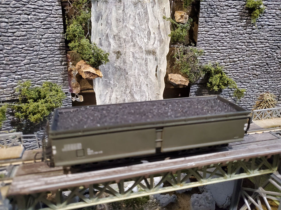 Thumbnail: Lima DB Coal Hopper Car 10-165 HO Scale DC