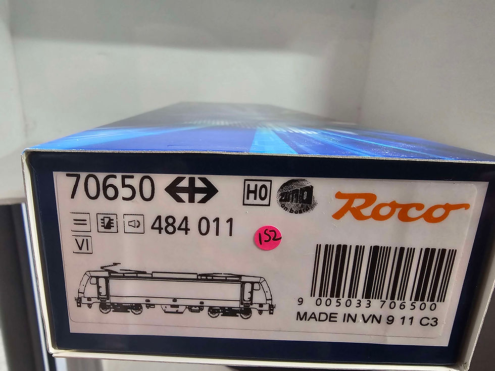 Thumbnail: Roco SBB CFF 484 Electric Locomotive 70650 HO Scale DCC sound 