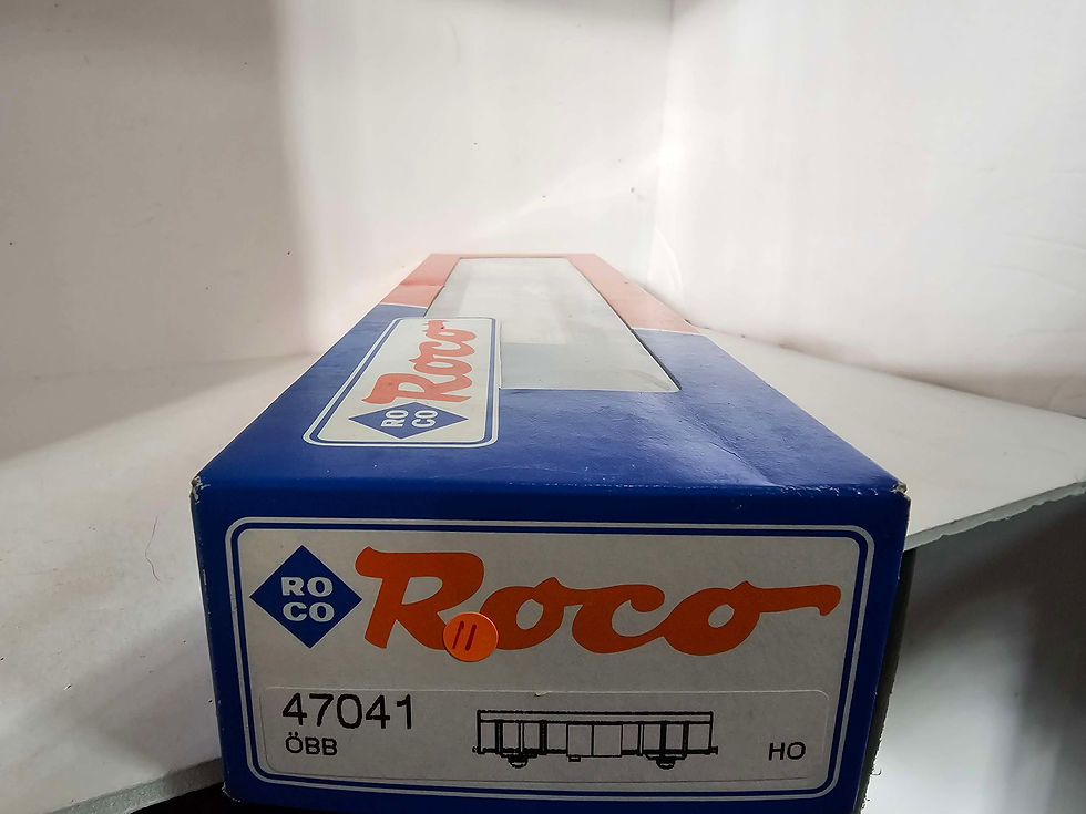 Thumbnail: Roco OBB Kaiser Beer Freight Car 47041 HO Scale DC 