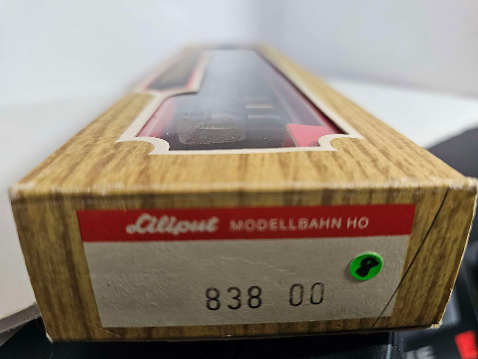 Thumbnail: Liliput Deutsche Post Passenger Car 838 00 HO Scale DC 