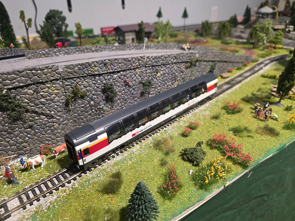 Thumbnail: Roco SBB CFF Panorama Car 45327 HO Scale DC