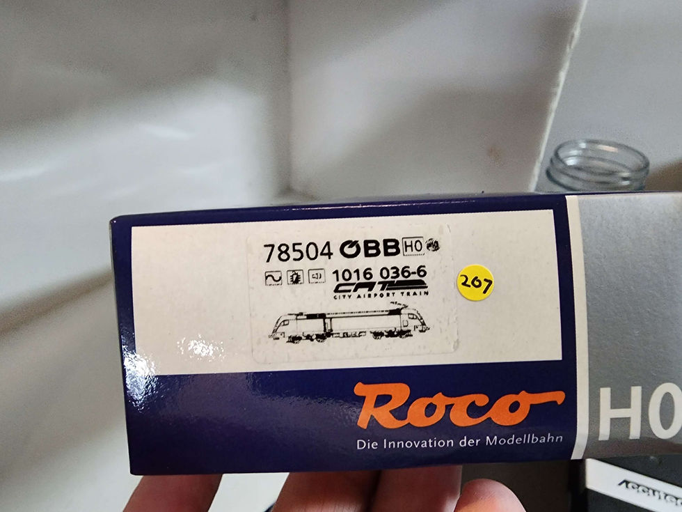 Thumbnail: Roco OBB 1016 CAT electric locomotive 78504 HO Scale AC digital with sound