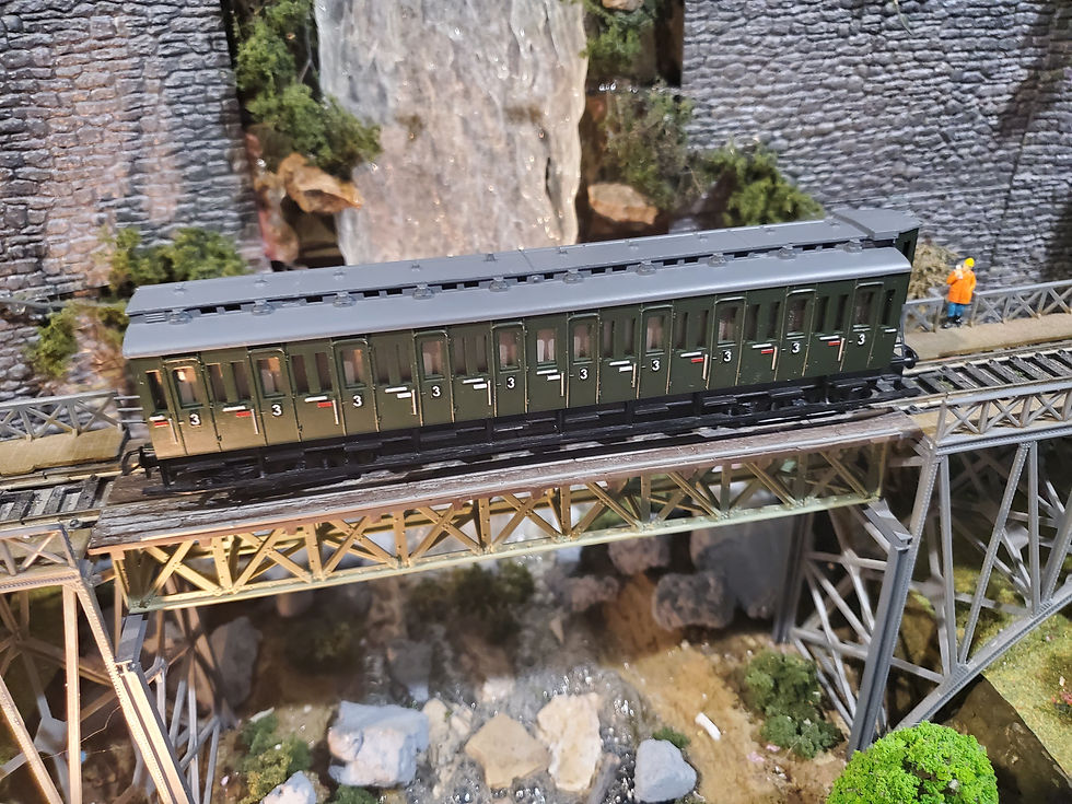 Thumbnail: Liliput Passenger Car HO scale DC