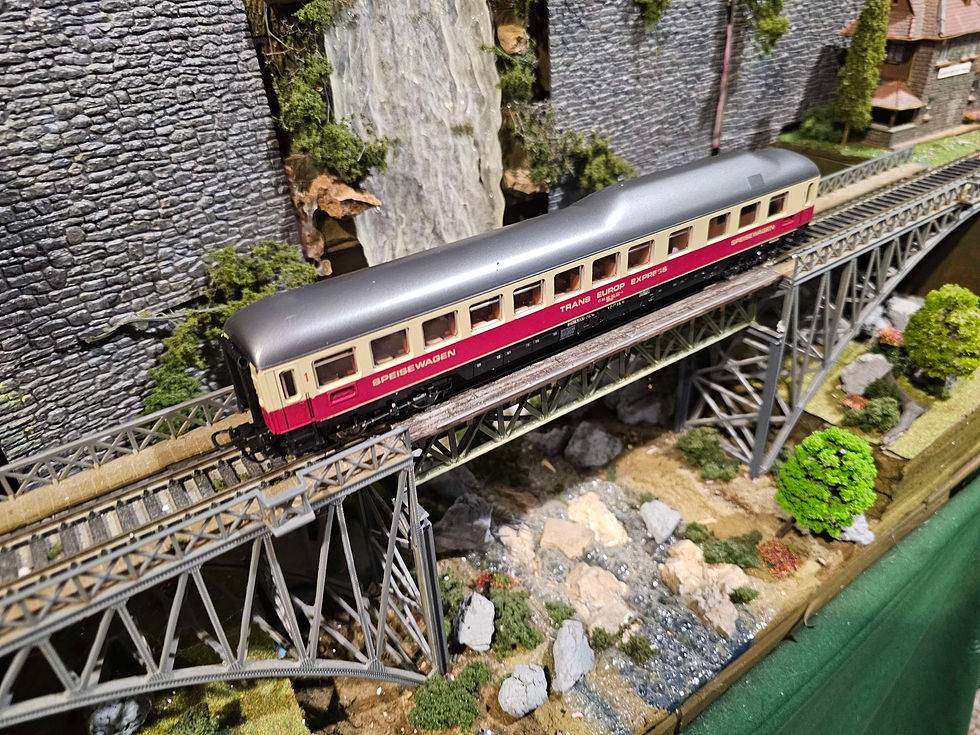 Thumbnail: Lima DB Trans Europ Express Dining Car 9169 HO Scale DC 