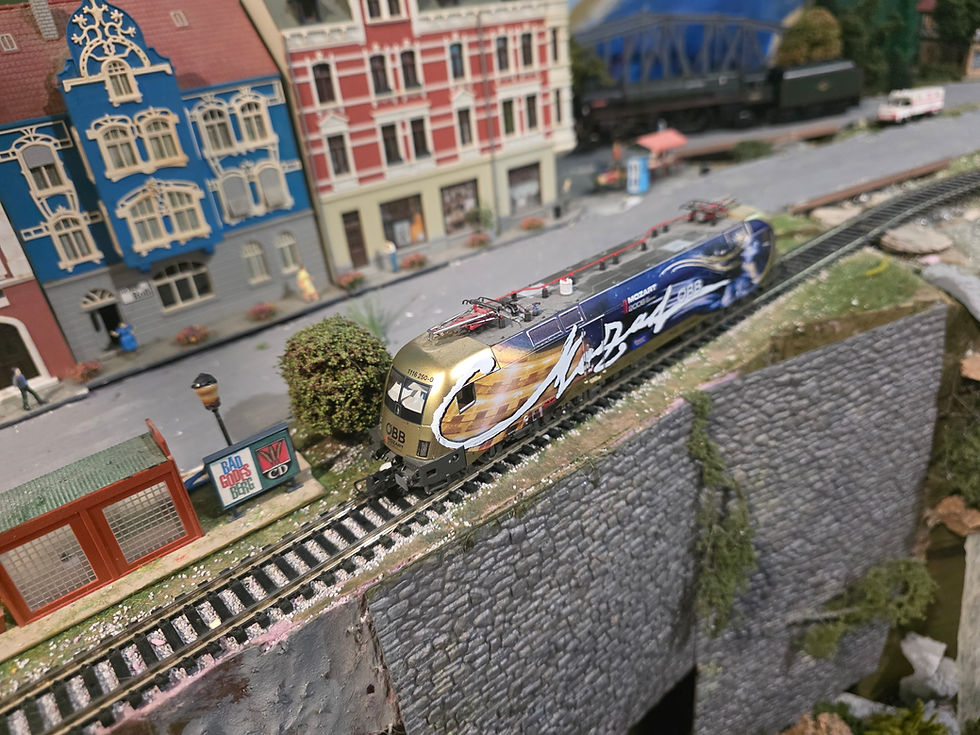 Thumbnail: Roco OBB Mozart 2006 Taurus Electric locomotive 62454 HO Scale DCC Ready 