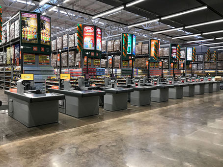 5 erros comuns ao comprar equipamentos para supermercado (e como evitá-los)
