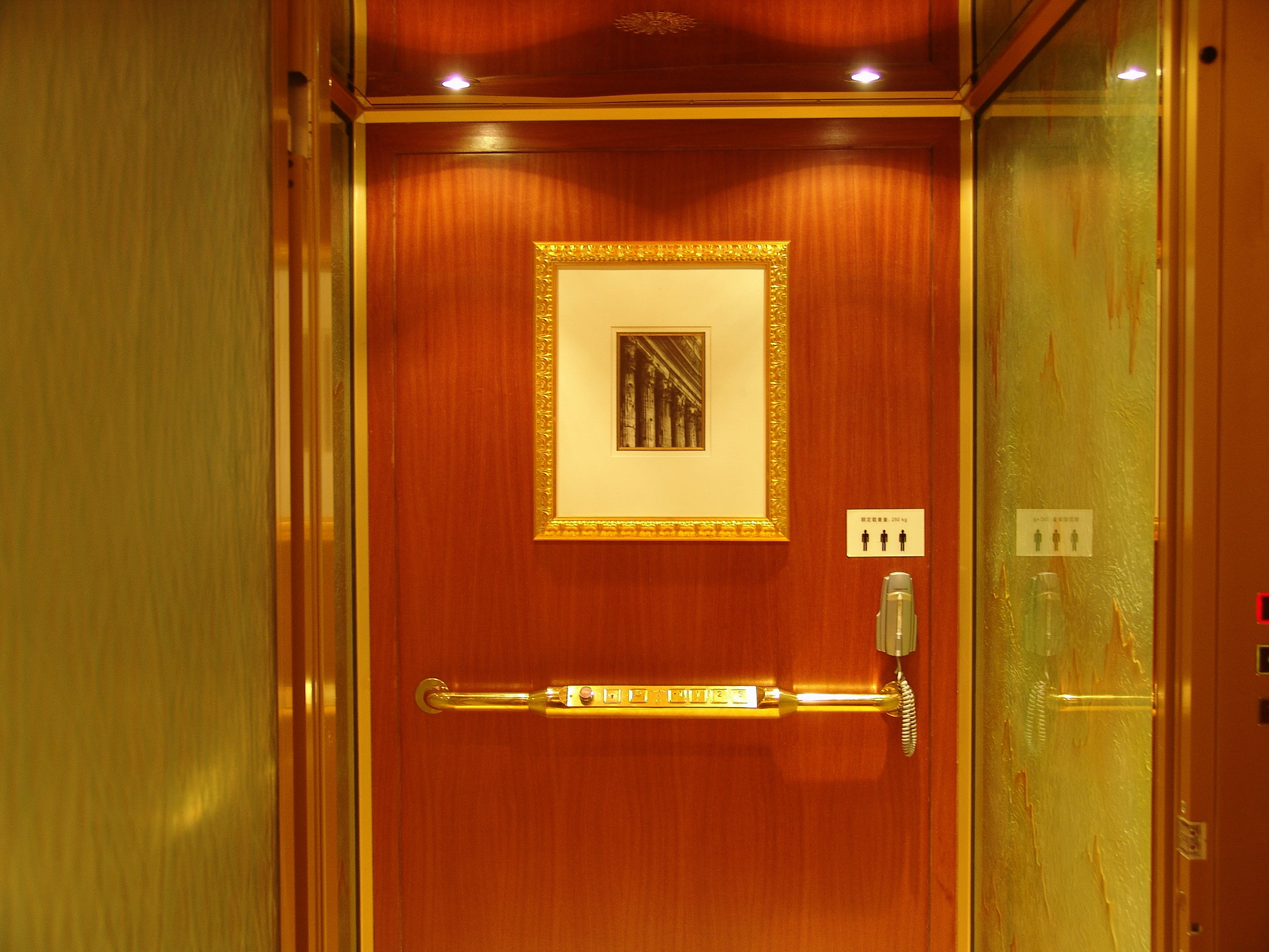 Classic Model Canada Home Elevator Classic Model Canada Home Elevator
