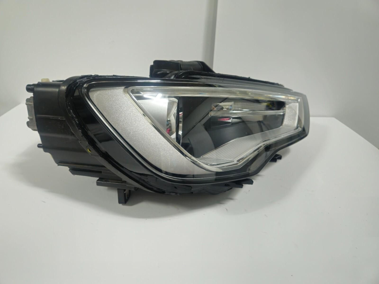 Audi A3 8V 3rd Generation Xenon Headlight Right