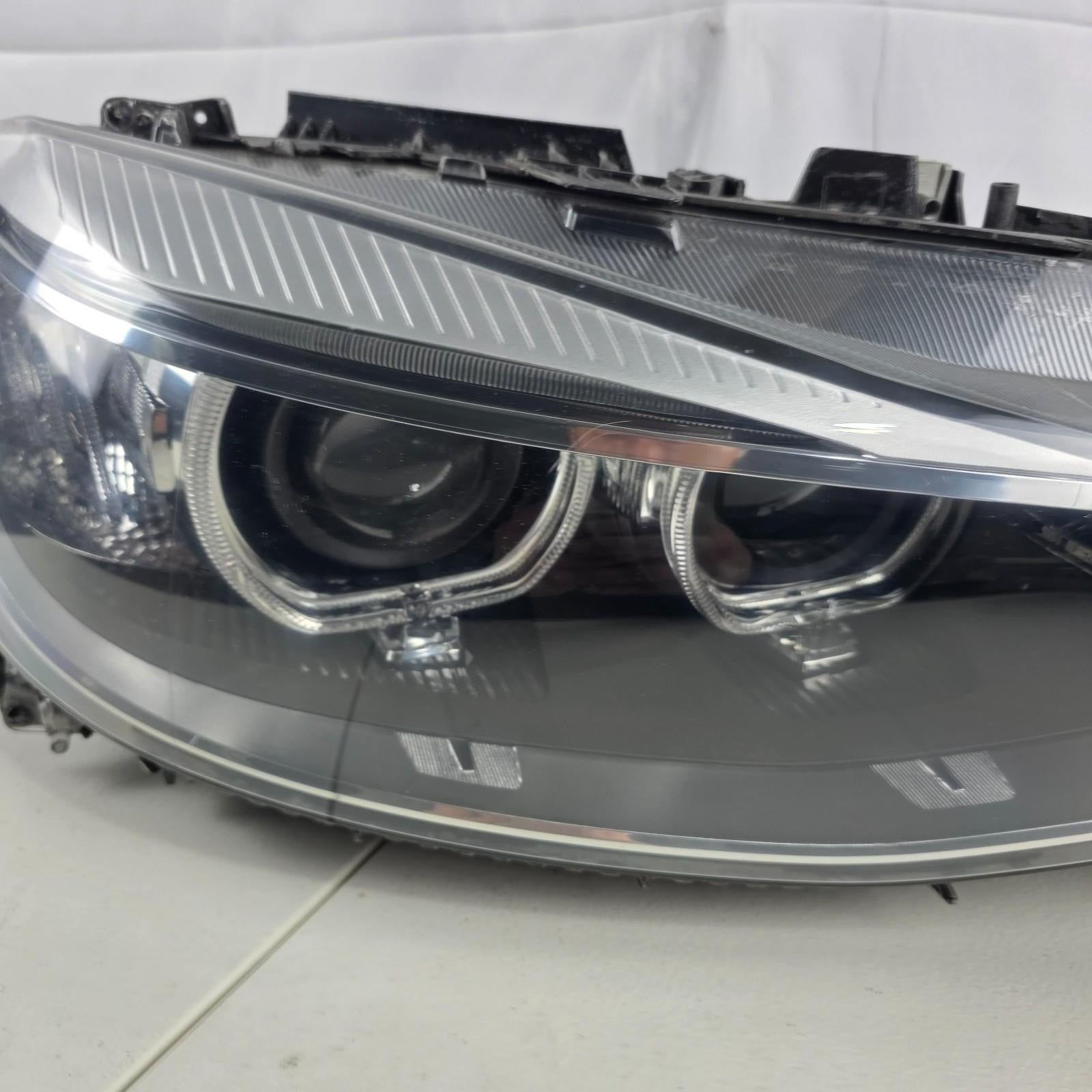 BMW 3 Series F34 GT 328i 330i 340i Xenon Headlight Right