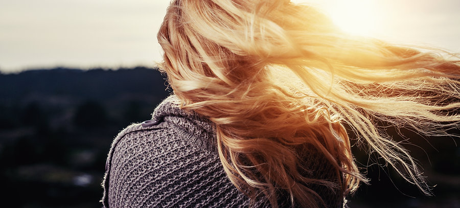 Vent dans les cheveux