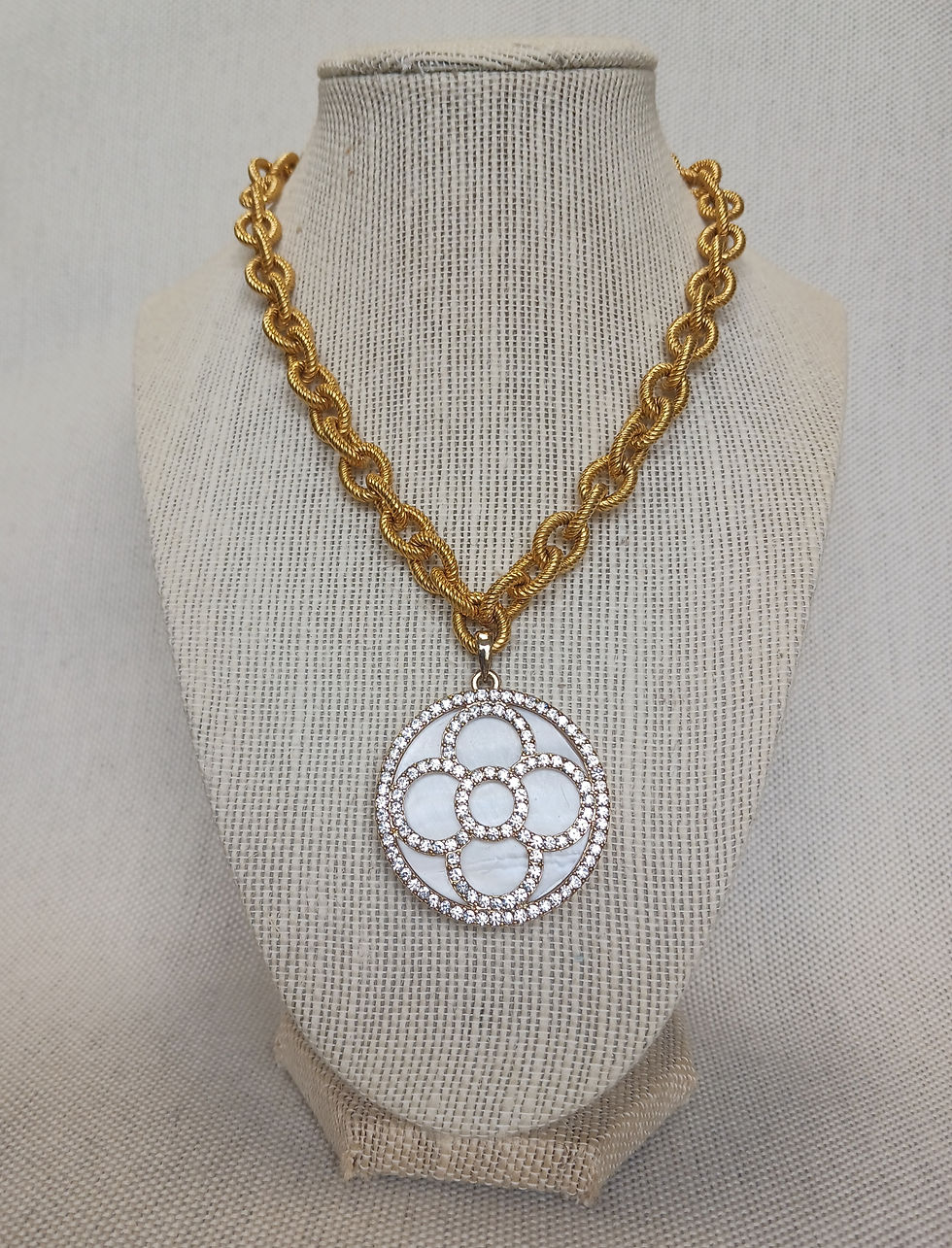 Thumbnail: Bold statement nacre shell necklace