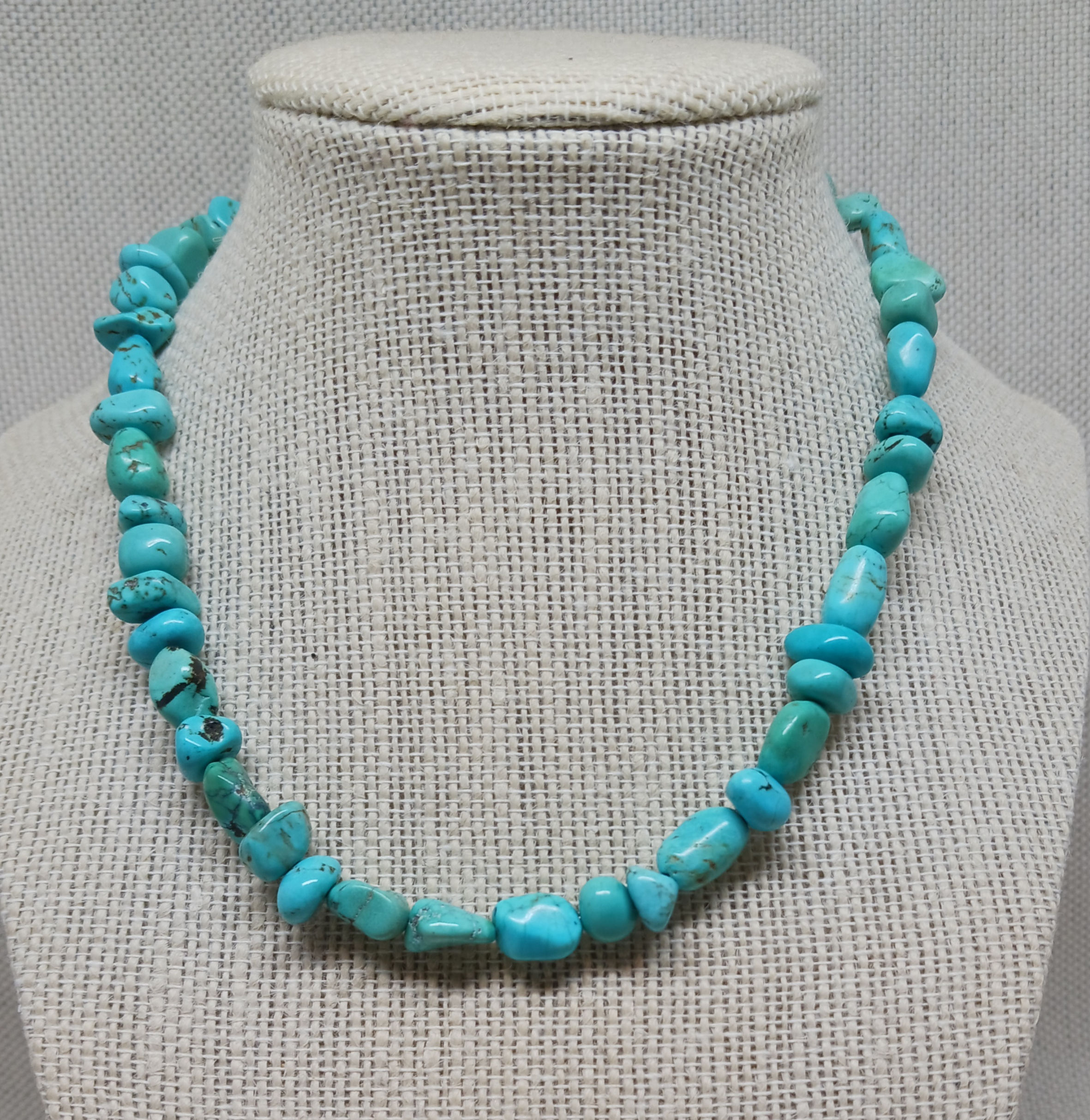 Turquoise pebbles and silver necklace