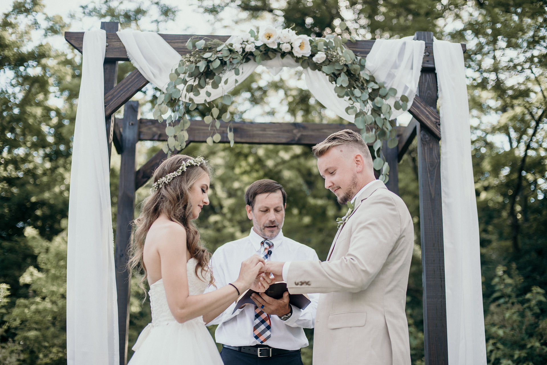 Cincinnati Mason Ohio West Chester Wedding Bride Groom Pastor Alter
