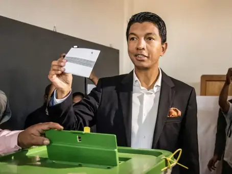Quem é Andry Rajoelina – o Presidente com Cara de Bebê de Madagascar?