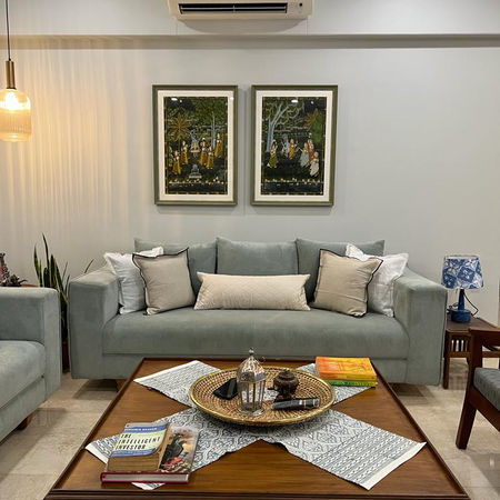 Merlin 5th Avenue: Living and Dining Area