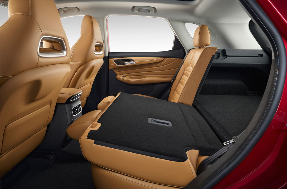 MGHS_SA_2T 4WD LUX_Brown Interior_46