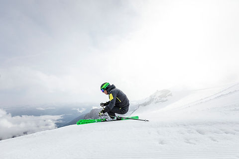 Skiverleih Talstation Hornbahn Russbach-Snowboardverleih Russbach-Skiverleih Dachstein West-Tourenski Verleih Russbach