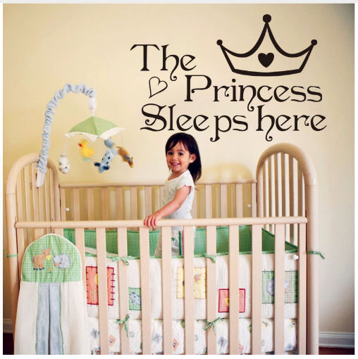 תמונה ממוזערת: The princess sleeps here - מדבקת קיר - כאן ישנה הנסיכה