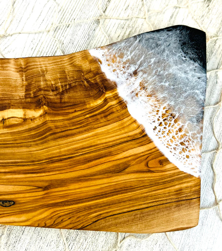 Thumbnail: Olive wood cutting board