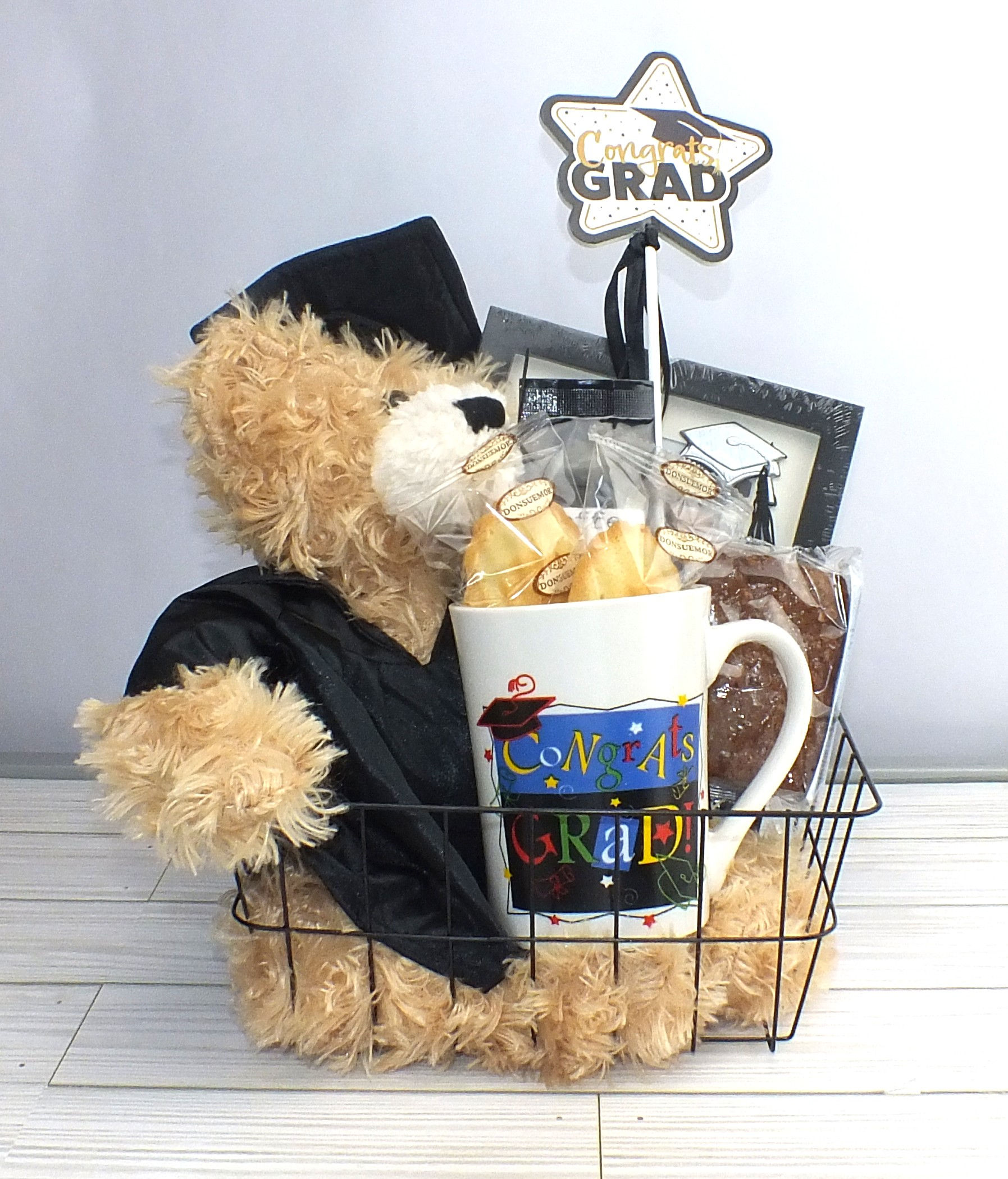 Rise & Shine, Grad