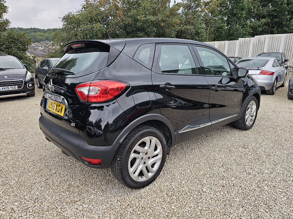Thumbnail: Renault Captur Dynamique Nav (2016) 1.5 Diesel Manual 
