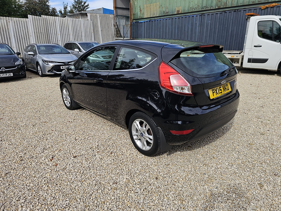 Thumbnail: Ford Fiesta 1.5 TDCi Zetec Euro 5 3dr PX15NKD  2015 (15)  105,149 miles Diesel M