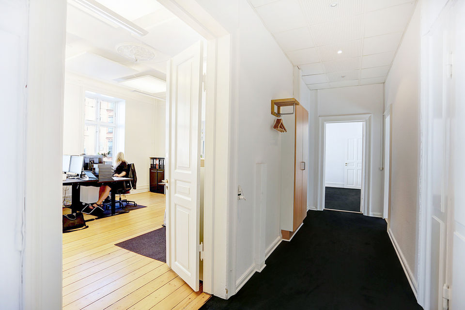 Herskabeligt og effektivt kontor tæt på Hovedbanegården