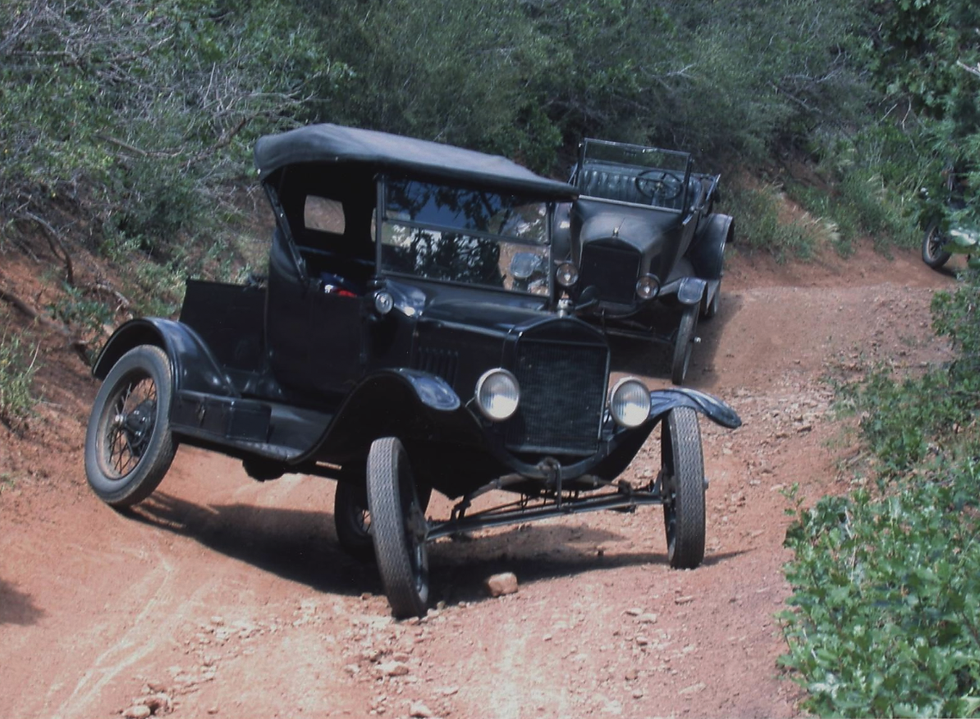 A demonstration of the Model T flexible suspension in 2003 (source)