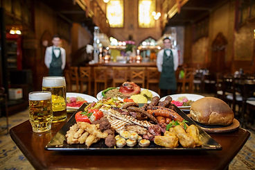 caru-cu-bere-restaurant-bucharest-13.jpg