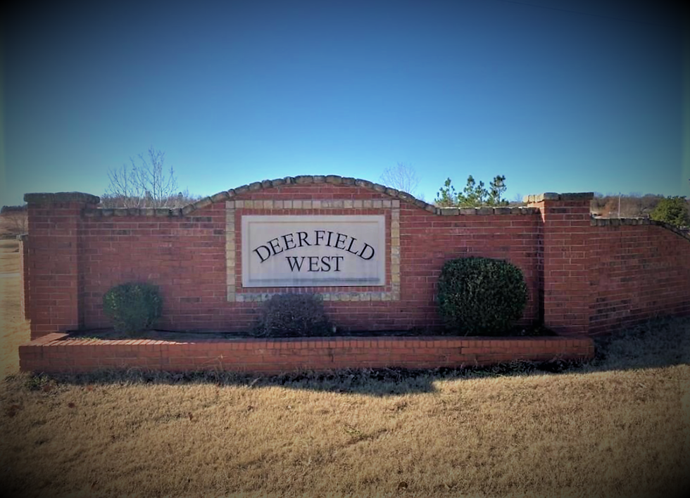 Deerfield West Entry