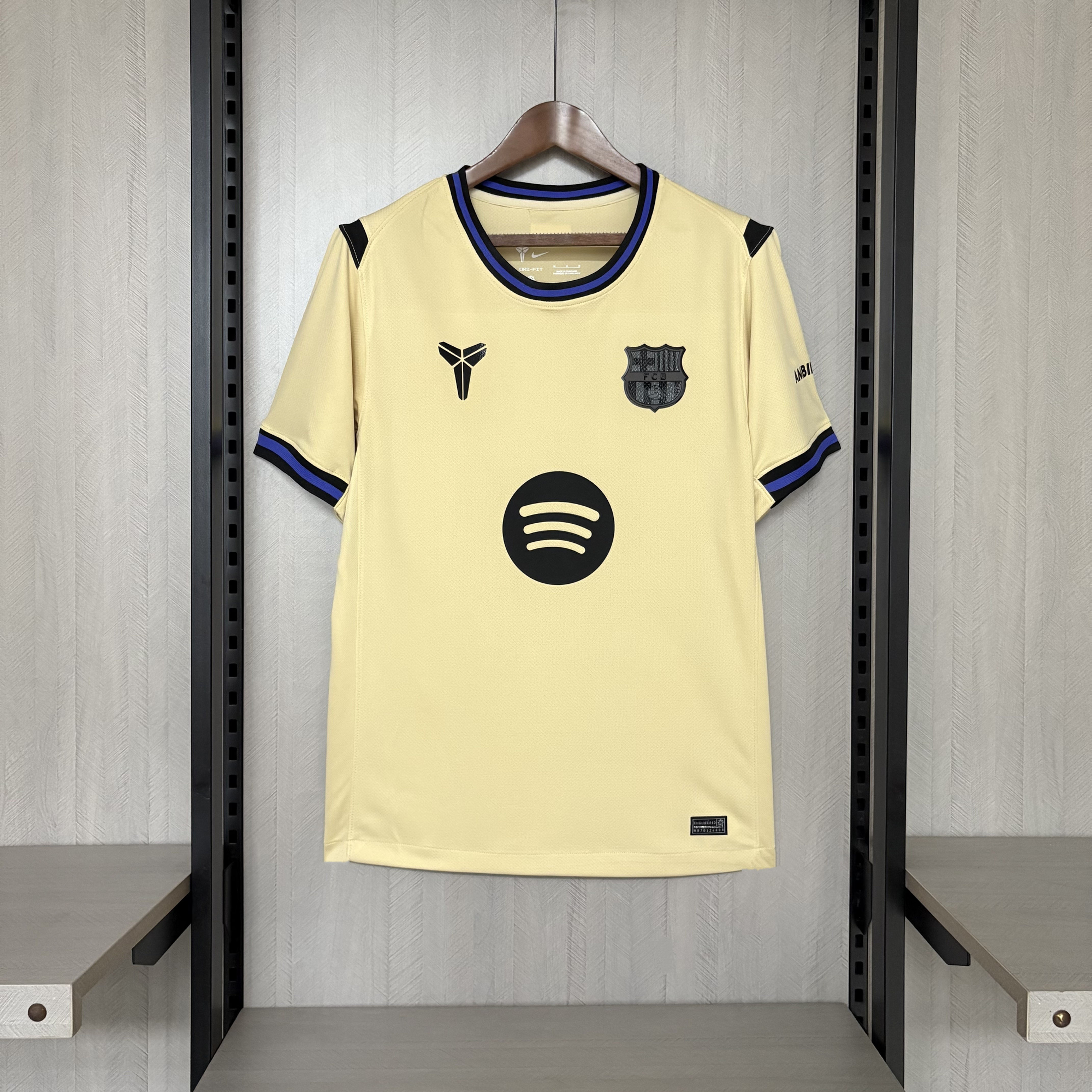 Barcelona 25/26