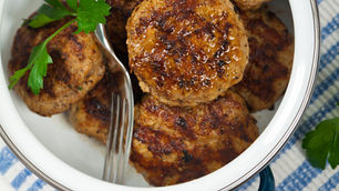 Easy, Healthy & From Scratch Breakfast Turkey Sausage Patties (Paleo, Gluten-Free) 