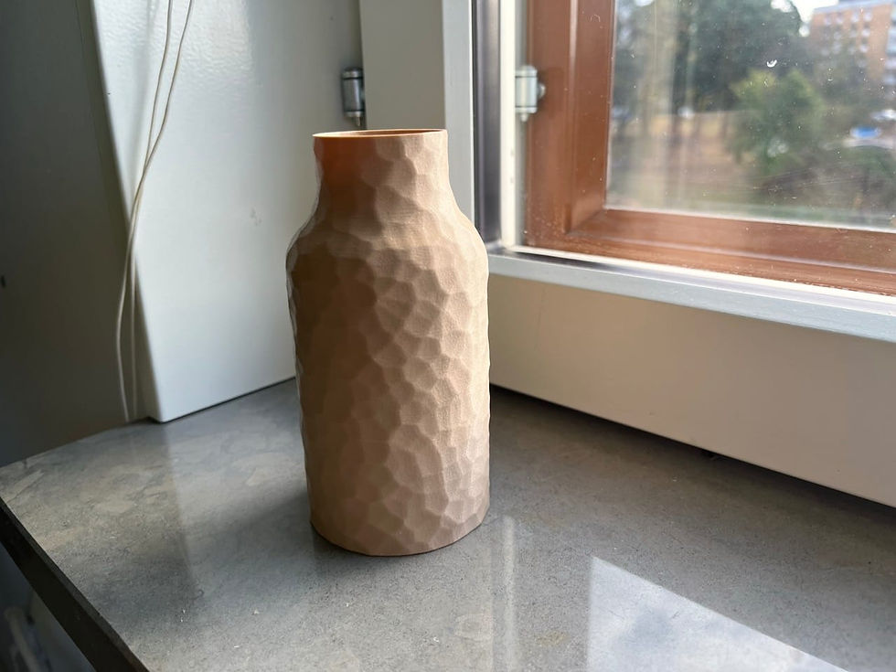 Thumbnail: Faceted vase