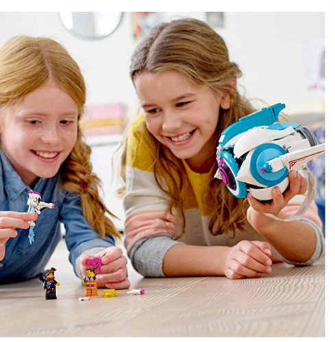 Mayhem's Systar Starship Lego Movie Ship LEGO 70830 THE LEGO