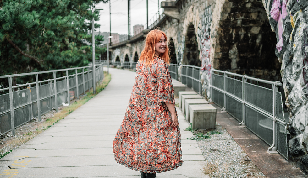 Stephanie Anaya Herzog Praxis für mediale Hypnose Zürich