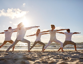 Contacteer ons voor yogalessen op locatie