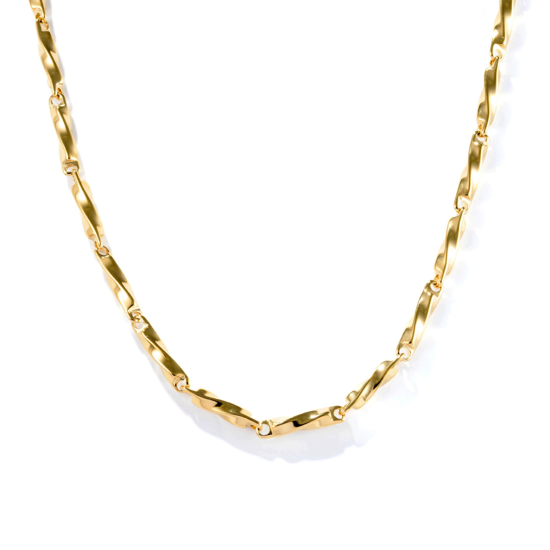 Twist Link Chain Necklace