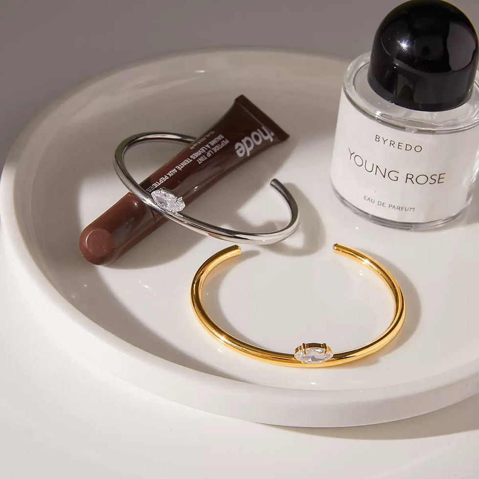 Miniatura: Oval crystal cuff bangle in gold and silver open design